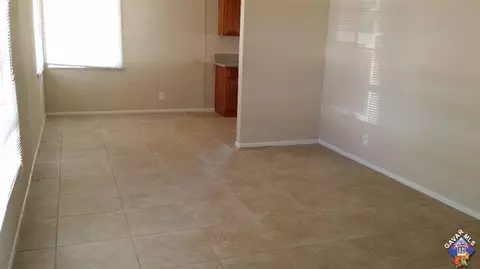 38514 36th St E, Palmdale, CA 93550 photo 2
