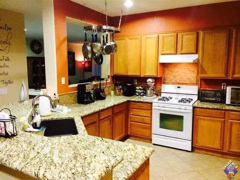 44322 Apache Plume St, Lancaster, CA 93536 photo 3