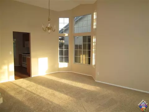 37124 57th St, Palmdale, CA 93552 photo 5