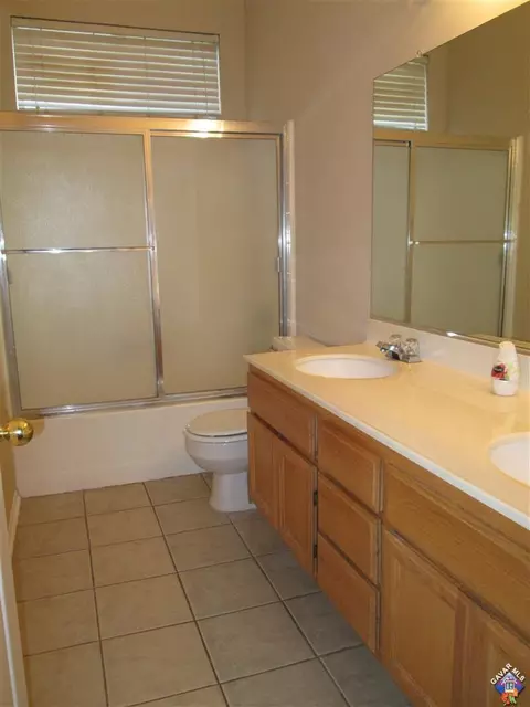 37124 57th St, Palmdale, CA 93552 photo 21