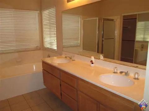 37124 57th St, Palmdale, CA 93552 photo 15