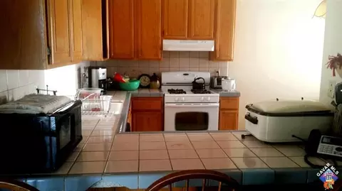 37746 52nd St, Palmdale, CA 93552 photo 5