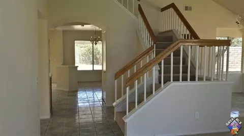 38213 32nd St E, Palmdale, CA 93550 photo 2