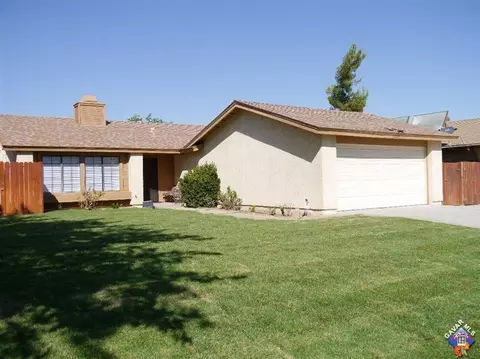37225 28th St, Palmdale, CA 93550 photo 2