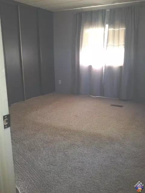 5783 Gerber Ave, Mojave, CA 93501 photo 6