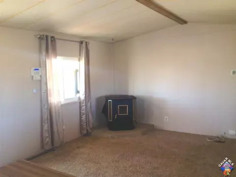 5783 Gerber Ave, Mojave, CA 93501 photo 4