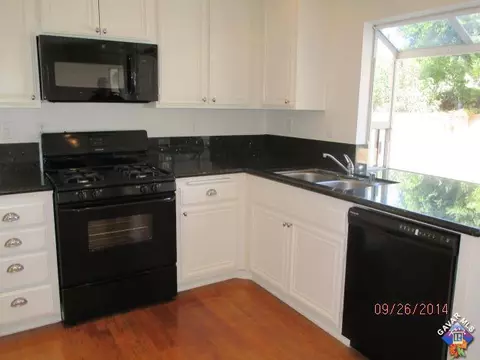 43130 Sugar St, Lancaster, CA 93536 photo 14