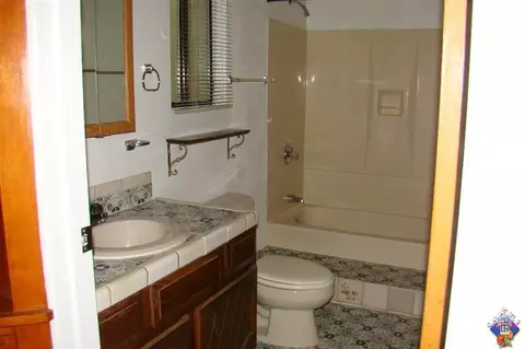 43310 E 7th St, Lancaster, CA 93535 photo 7