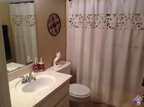 37031 Potter Dr, Palmdale, CA 93550 photo 8