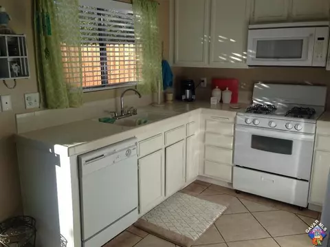 37031 Potter Dr, Palmdale, CA 93550 photo 7