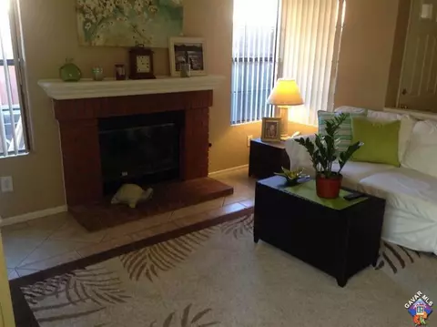 37031 Potter Dr, Palmdale, CA 93550 photo 4