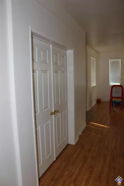 2724 E Norberry St, Lancaster, CA 93535 photo 13