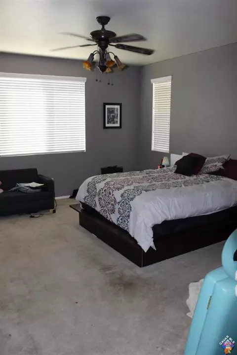 2724 E Norberry St, Lancaster, CA 93535 photo 12
