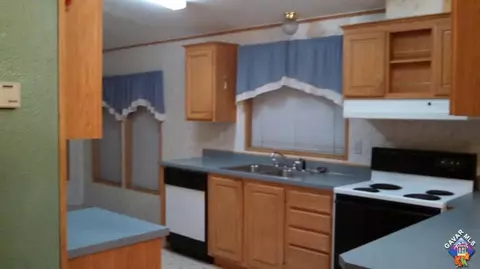 45465 25th St Spc 173 St E #173, Lancaster, CA 93535 photo 4