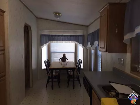 45465 25th St Spc 173 St E #173, Lancaster, CA 93535 photo 3
