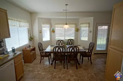 43921 Sandstarr Ct, Lancaster, CA 93535 photo 10