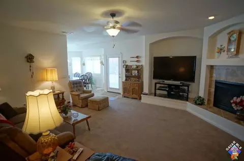 43921 Sandstarr Ct, Lancaster, CA 93535 photo 12