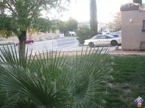 37216 45th St E, Palmdale, CA 93552 photo 3