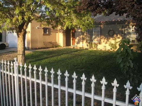 37216 45th St E, Palmdale, CA 93552 photo 2