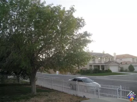 37216 45th St E, Palmdale, CA 93552 photo 4