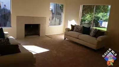1020 Morven St, Lancaster, CA 93535 photo 3