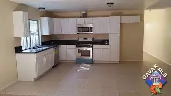 1020 Morven St, Lancaster, CA 93535 photo 4