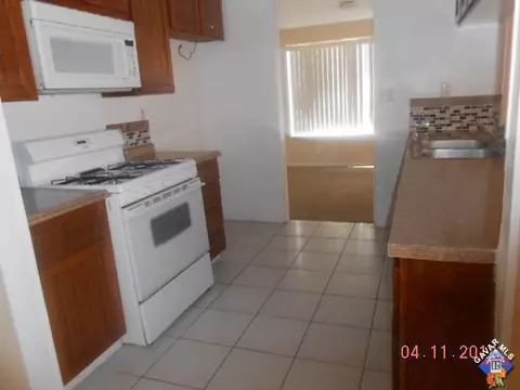 701 E Avenue J4, Lancaster, CA 93535 photo 5