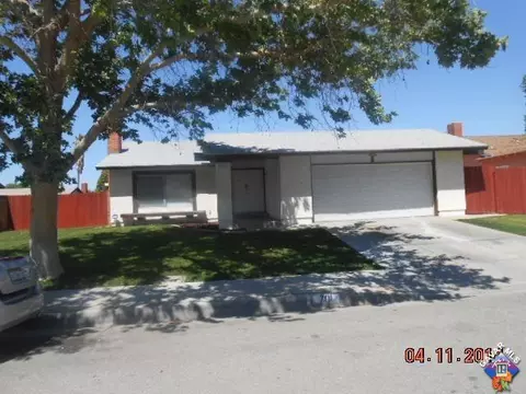 701 E Avenue J4, Lancaster, CA 93535 photo 1