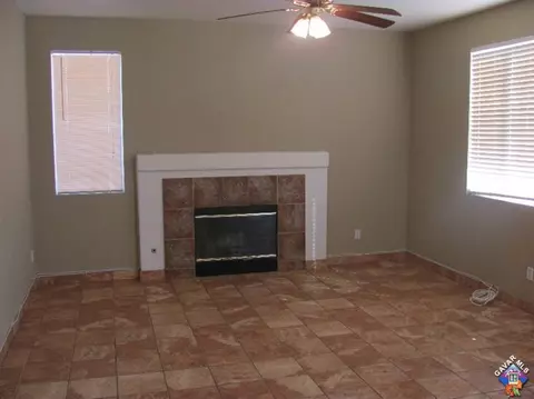 45802 N Coventry Ct, Lancaster, CA 93534 photo 3
