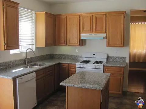 45802 N Coventry Ct, Lancaster, CA 93534 photo 4