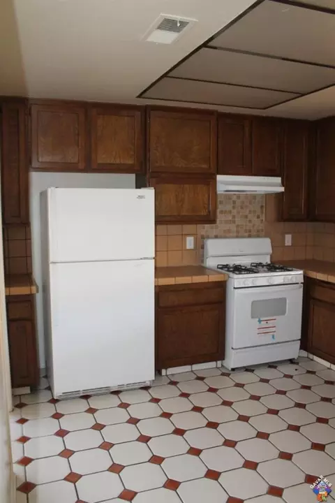 1303 Morven St, Lancaster, CA 93535 photo 7