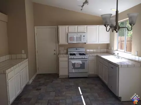 3013 Hildreth Ct, Lancaster, CA 93535 photo 7