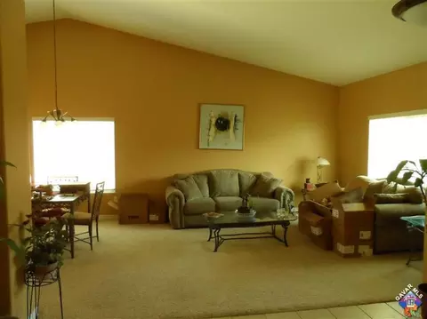 42854 Fairlee Dr, Lancaster, CA 93536 photo 5