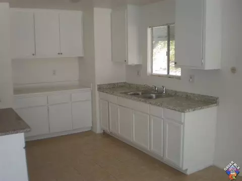 40596 171st St, Lancaster, CA 93535 photo 4