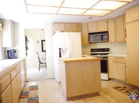 45032 Bevington Ave, Lancaster, CA 93535 photo 11