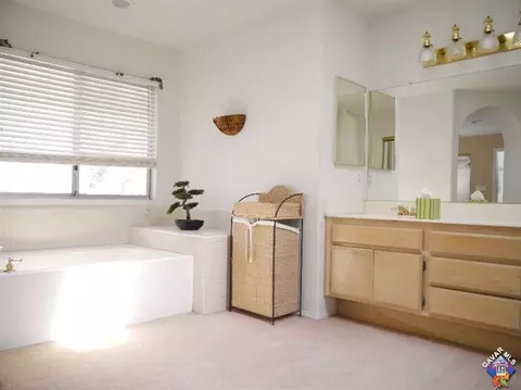 45032 Bevington Ave, Lancaster, CA 93535 photo 23