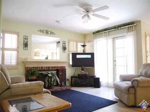 45032 Bevington Ave, Lancaster, CA 93535 photo 9