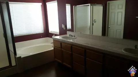 36755 James Pl, Palmdale, CA 93550 photo 4
