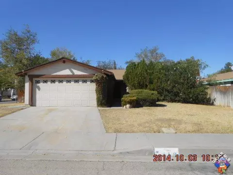44129 Gingham Ave, Lancaster, CA 93535 photo 1