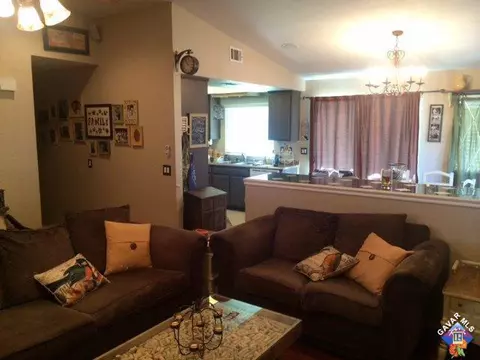 2312 Dallin St W, Lancaster, CA 93536 photo 5