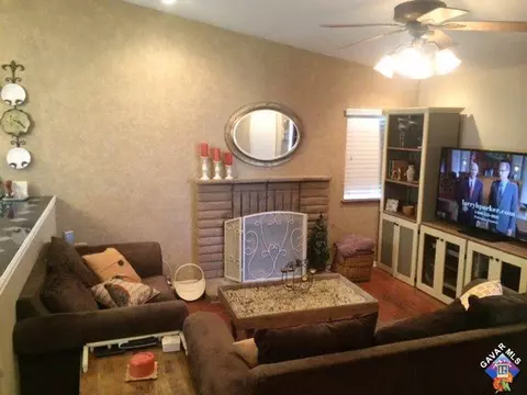2312 Dallin St W, Lancaster, CA 93536 photo 11