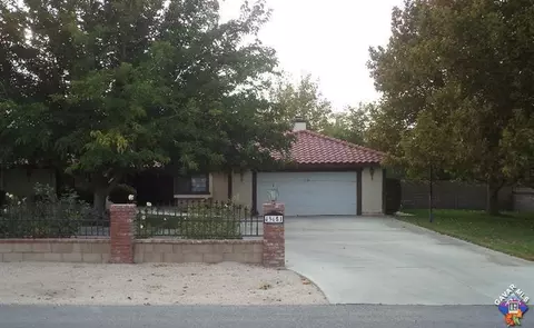 43651 Devyn Ln, Lancaster, CA 93535 photo 2