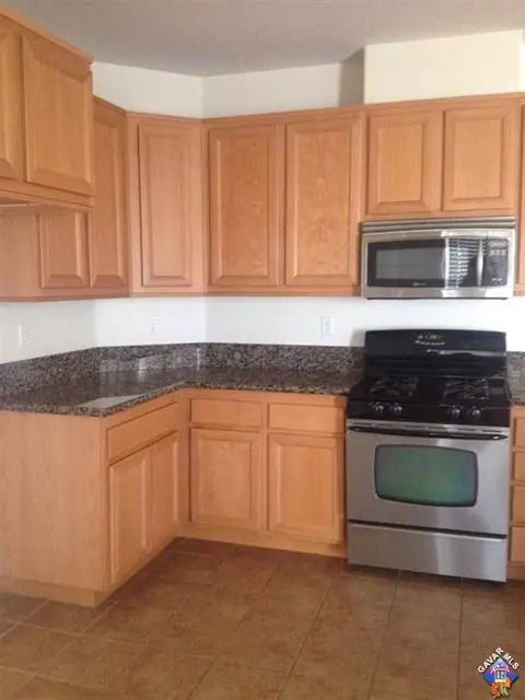 4617 Trojan Ct, Lancaster, CA 93536 photo 4