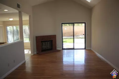 1536 High Point Dr, Palmdale, CA 93550 photo 9