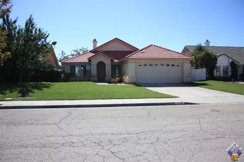 1536 High Point Dr, Palmdale, CA 93550 photo 1