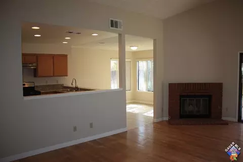1536 High Point Dr, Palmdale, CA 93550 photo 8