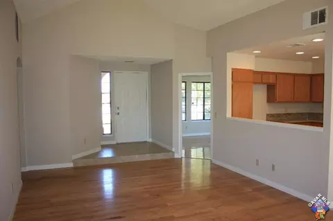 1536 High Point Dr, Palmdale, CA 93550 photo 2