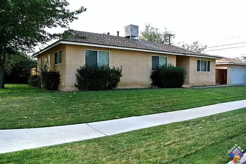 43907 Gadsden Ave, Lancaster, CA 93534 photo 3
