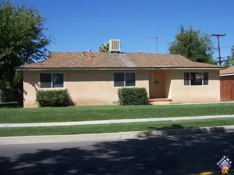 43907 Gadsden Ave, Lancaster, CA 93534 photo 2