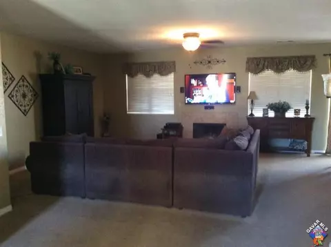 42927 Edson Ave, Lancaster, CA 93536 photo 11